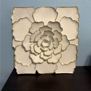 Metal Flower Wall Hanging